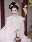 【爱历史】《第一摄政王妃》侯爷抱着粉娃，八个嫡子清空全城公主裙：玩命宠