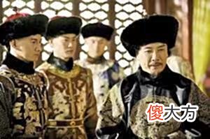 【历史故事】康熙朝的八贤王，是怎么一步一步，远离皇帝宝座的？
