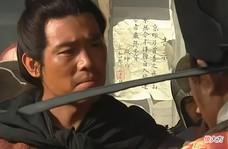 【爱历史】梁山108将为何结局会那么惨？你看宋江在招安前后，干了2件什么事