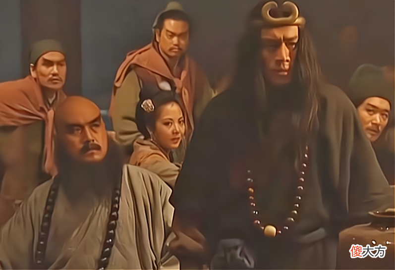 【爱历史】梁山108将为何结局会那么惨？你看宋江在招安前后，干了2件什么事