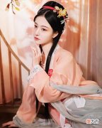 【历史故事】《少帅宠妻攻略》她爬上龙椅撞进皇帝怀里，众人吓哭：祖宗下来