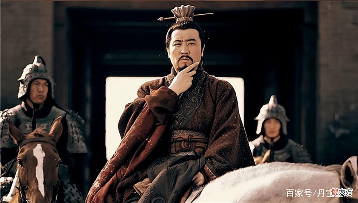 【历史故事】刘备看走眼放走陈群，却被曹操三代重用，他后人还成为新中国元帅