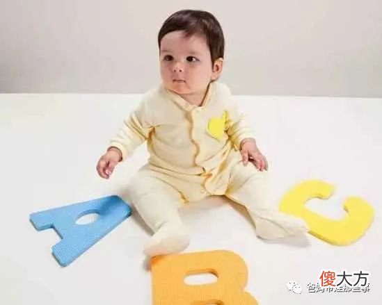 3种错误行为伤害宝宝脊柱！未来身高全毁了