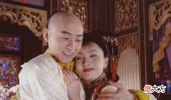 【爱历史】光绪成婚时，各国都送来贺礼，慈禧看到英女王的礼物后直接扔出去