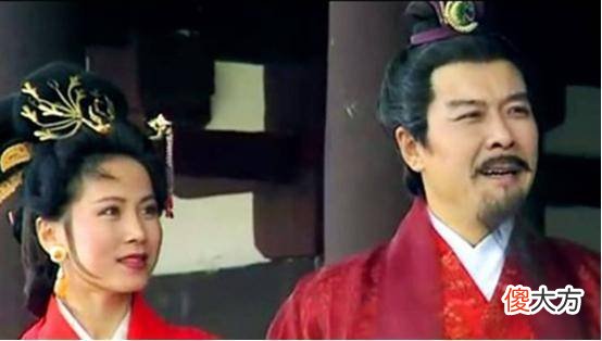 【历史故事】刘禅投降写了三个字，司马昭不屑杀他，群臣不解，司马昭：倒着读