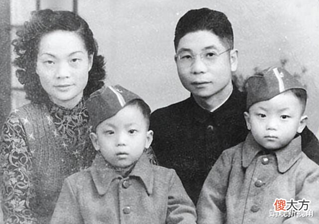 【爱历史】蒋经国私生子认亲路:为了认祖归宗,奔波半生,熬至蒋家辈分最大