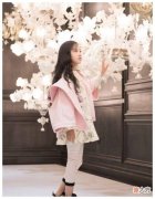 【时尚一点】张婉儿9岁就有卷发和淡妆，全身穿搭变身清新女神