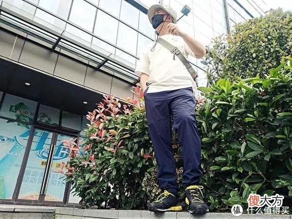 【就爱时尚】为了夏日清爽，我选了渔夫帽、宽松圆领短袖和轻薄速干裤