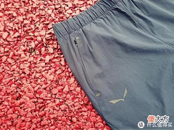 【就爱时尚】为了夏日清爽,我选了渔夫帽、宽松圆领短袖和轻薄速干裤
