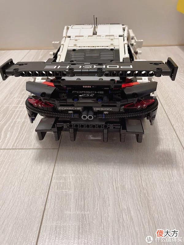 【就爱时尚】LEGO 篇四十二：6岁宝宝也能搭建的千粒级车模—乐高机械组保时捷911赛车42096华丽定妆