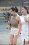 【时尚一点】穿成这样的小姐姐走在大街上想不吸睛都难