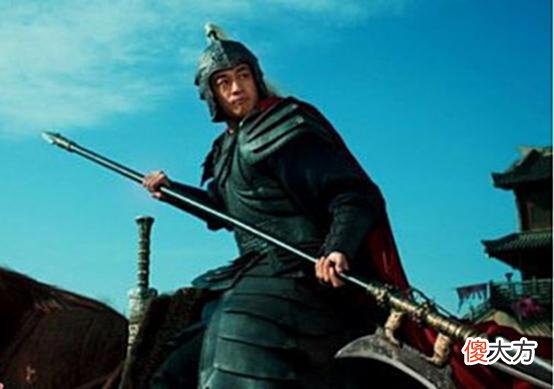 【爱历史】赵云单挑吕布，究竟谁能获胜？事实证明赵云完全可以追着吕布打