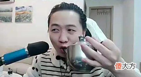 【游戏迷】吕德华是怎么了？主动计划分路矛盾，导致粉丝对其队友进行网暴