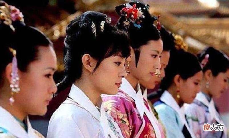 【爱历史】清朝嫔妃为什么要带长长的指甲,原因有以下3个