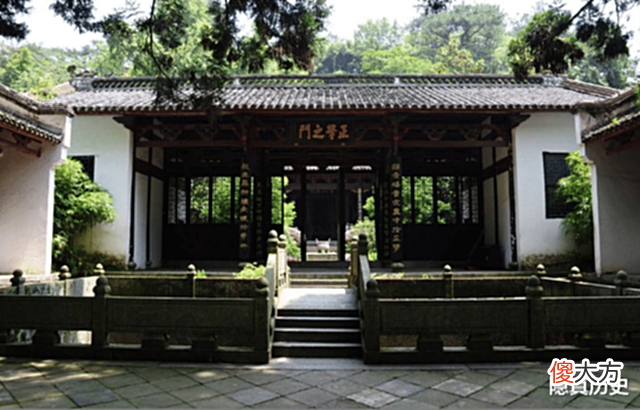 【爱历史】张居正清理书院,无论清浊善恶,一一铲除,毫不容情