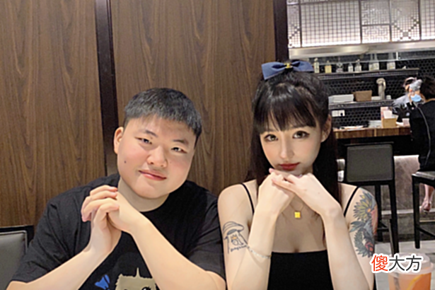 【游戏世界】UZI女友奥咪咪官宣怀孕，小乌兹要来了，这波是赛场失意生活得意