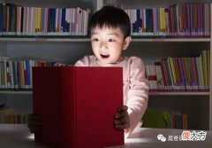 别人孩子爱阅读，自己孩子不愿读，家长5点误区对照，原因就找到