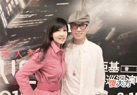 【时尚一点】52岁周慧敏身材紧致，脸蛋更似少女，岁月对她真好