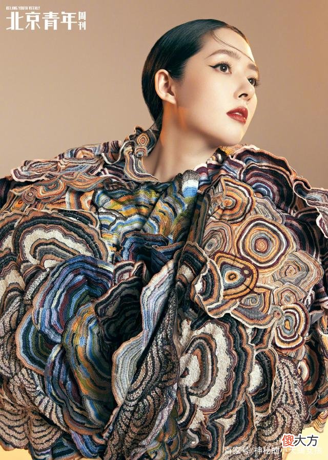 【就爱时尚】郭碧婷产后复工大片释出，从少女到辣妈