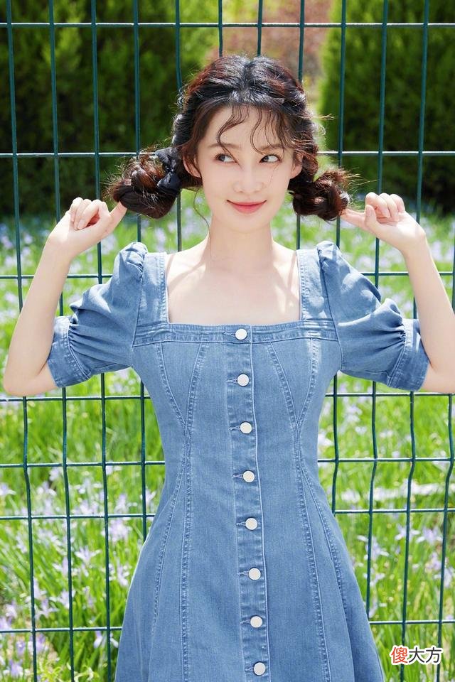 【时尚一点】李沁：法式桔梗风，甜美又可爱，你值得拥有！