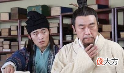 【历史故事】朱元璋当上皇帝不久后,设宴款待群臣,回宫处置了好几名官员