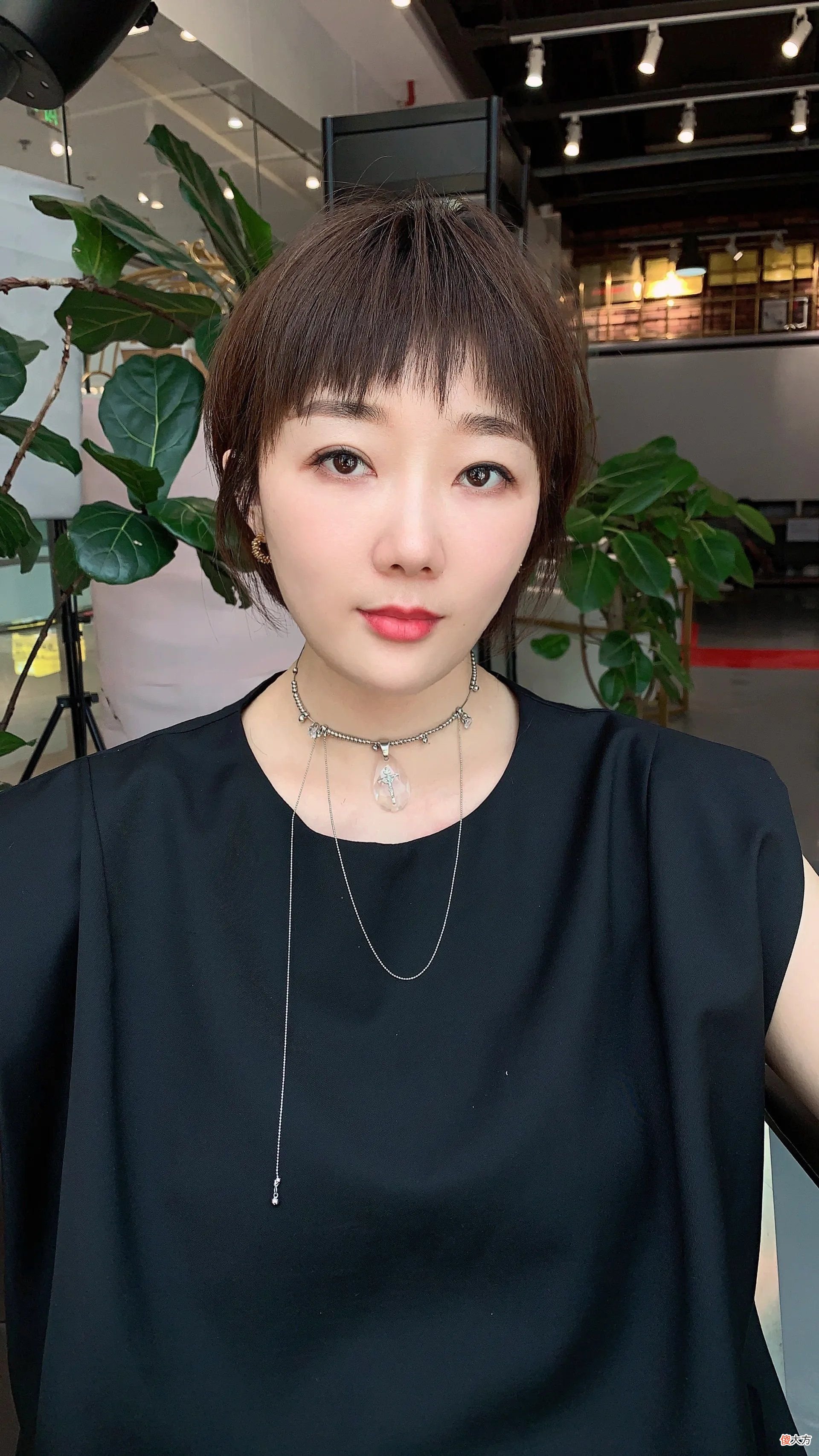 【就爱时尚】这15款发型特别火，时尚不夸张，适合不同年龄段的女士