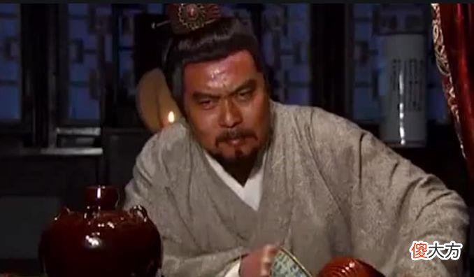 【历史故事】汤和主动上交兵权，朱元璋问他要何赏赐，汤和：100个美女