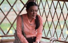 【历史故事】70岁泰王这回大手笔，把慈善活动交给西拉米，破镜重圆指日可待