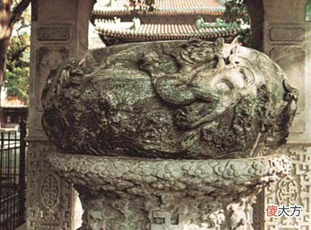 【爱历史】历史最憋屈国宝:7000斤玉石打造,忽必烈当宝,却被装了300年咸菜