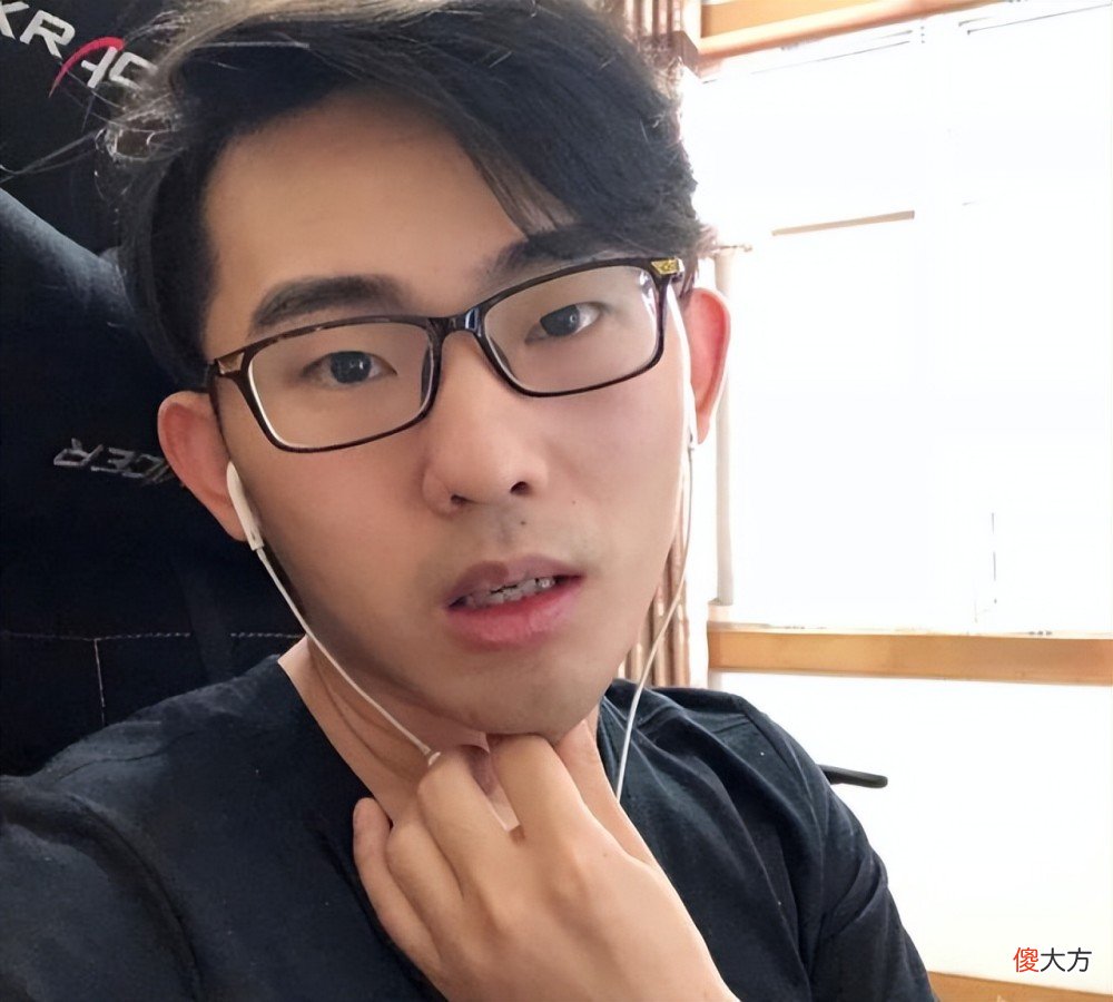 【游戏迷】dota2：当年制作教学视频的明星，海涛的切假腿