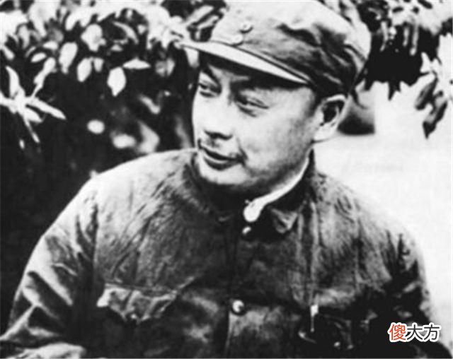 【历史故事】陈赓兵团打仗很好，却因“点名不答到”，被刘伯承严厉批评