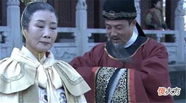 【爱历史】武则天临终前，看到一80岁老头来到她床前，说道：狄仁杰骗了我