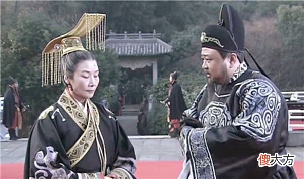 【爱历史】武则天临终前，看到一80岁老头来到她床前，说道：狄仁杰骗了我
