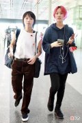【就爱时尚】暗黑萝莉窦佳嫄的休闲风穿搭
