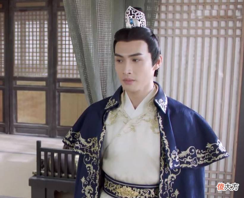 【时尚一点】男明星撞衫也是一大奇观，张彬彬温润如玉