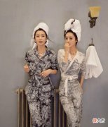 【时尚一点】48岁李冰冰和34岁赵丽颖同款睡袍合拍青春大片，网友：好羡慕