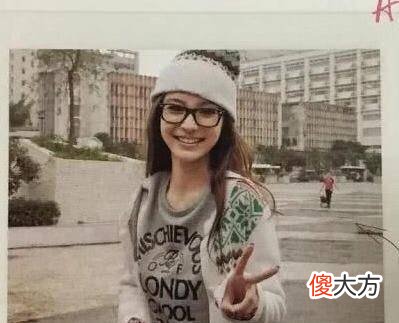 【时尚一点】九年前baby的照片与现在的照片对比，颜值不相上下