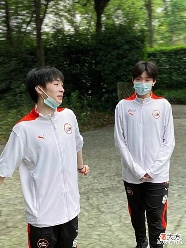【游戏迷】KSG3-0火豹:啊泽离开AG,马超终于赢了,小A转辅助之后太强了!