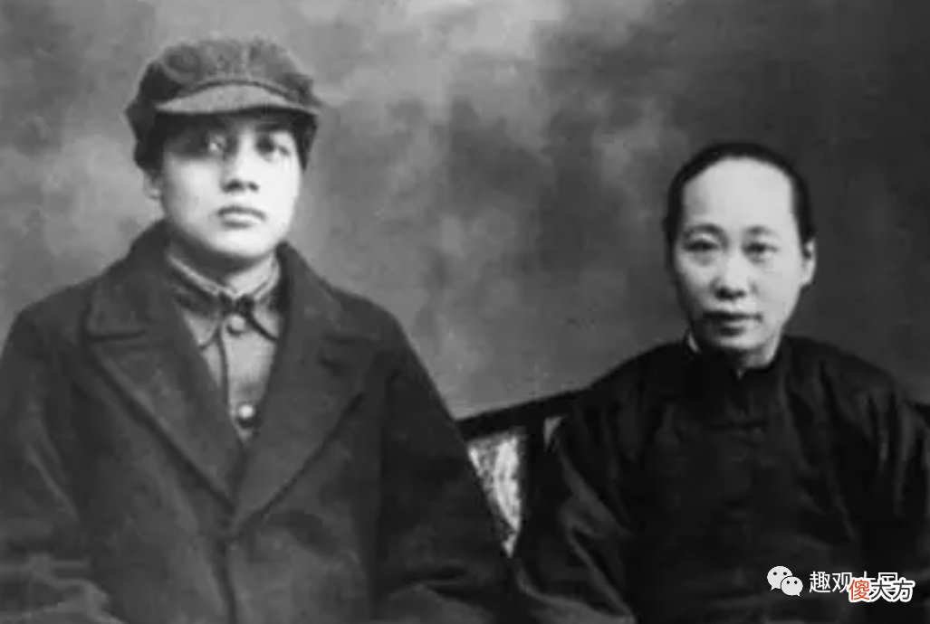 【历史故事】毛主席的小儿子毛岸红，从小跟父母失散，后来到底找到了没有？