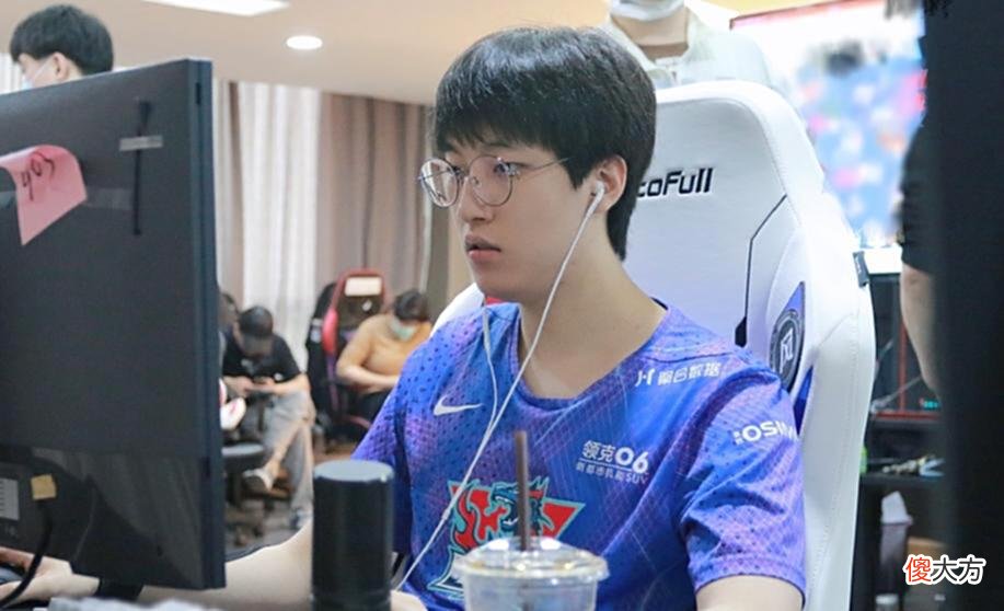 【游戏世界】TES胜率最高，EDG胜率不足五成！LPL与LCK交手记录
