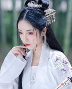 【爱历史】《摄政王的小王妃驾到》重生后她抱紧夜寒轩，王爷一惊：不和离了？