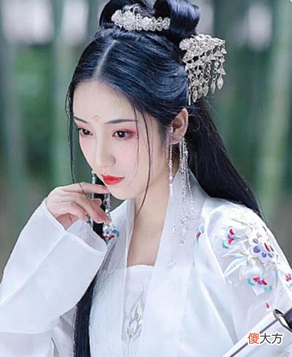 【爱历史】《摄政王的小王妃驾到》重生后她抱紧夜寒轩，王爷一惊：不和离了？