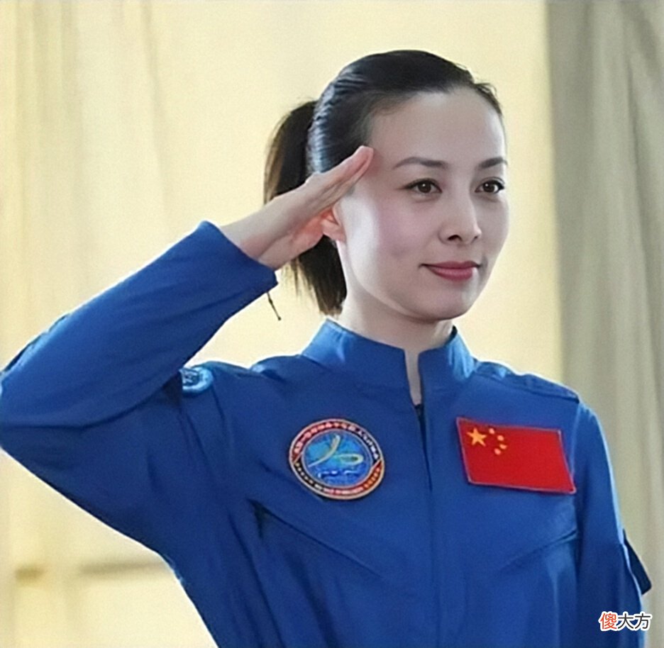 【历史故事】我军女航天英雄，谁会是第一个女指令长