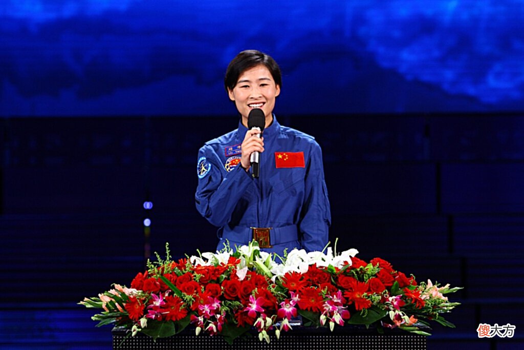 【历史故事】我军女航天英雄，谁会是第一个女指令长