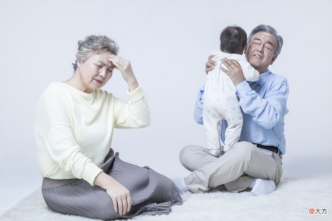 “儿子结婚四年不要孩子，我一怒之下生二胎，有错吗？”