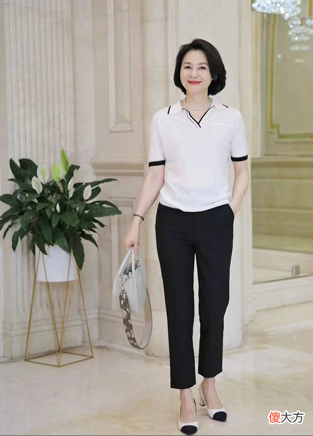 【时尚一点】奔五奔六女人建议少穿牛仔裤，今年流行这样穿，每一套都美得大气