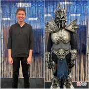 【游戏迷】《魔兽世界》巫妖王cos盔甲，20岁小伙梦想成真