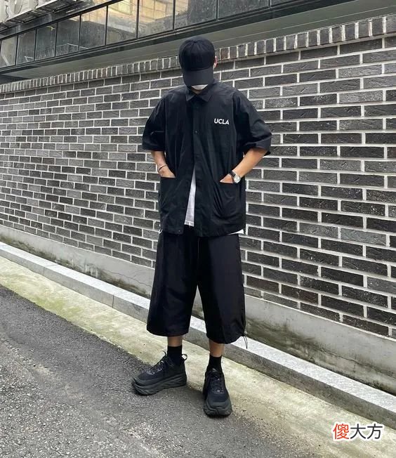 【时尚一点】这个夏天，下半身胜利的关键…｜基本款