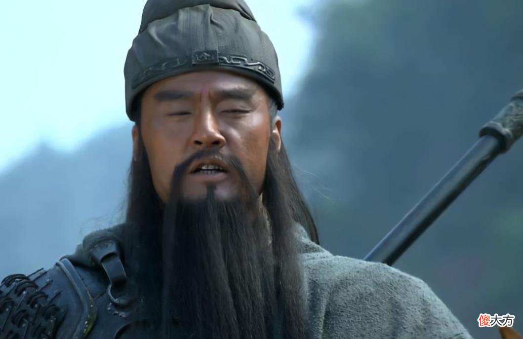 【爱历史】马超和关羽谁更厉害？从3个方面分析，马超只能给关羽打下手