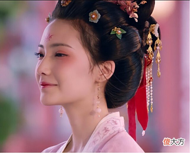 【游戏迷】梦华录张好好颜值不输刘亦菲？网友：你看1：1还原对比图，确实如此